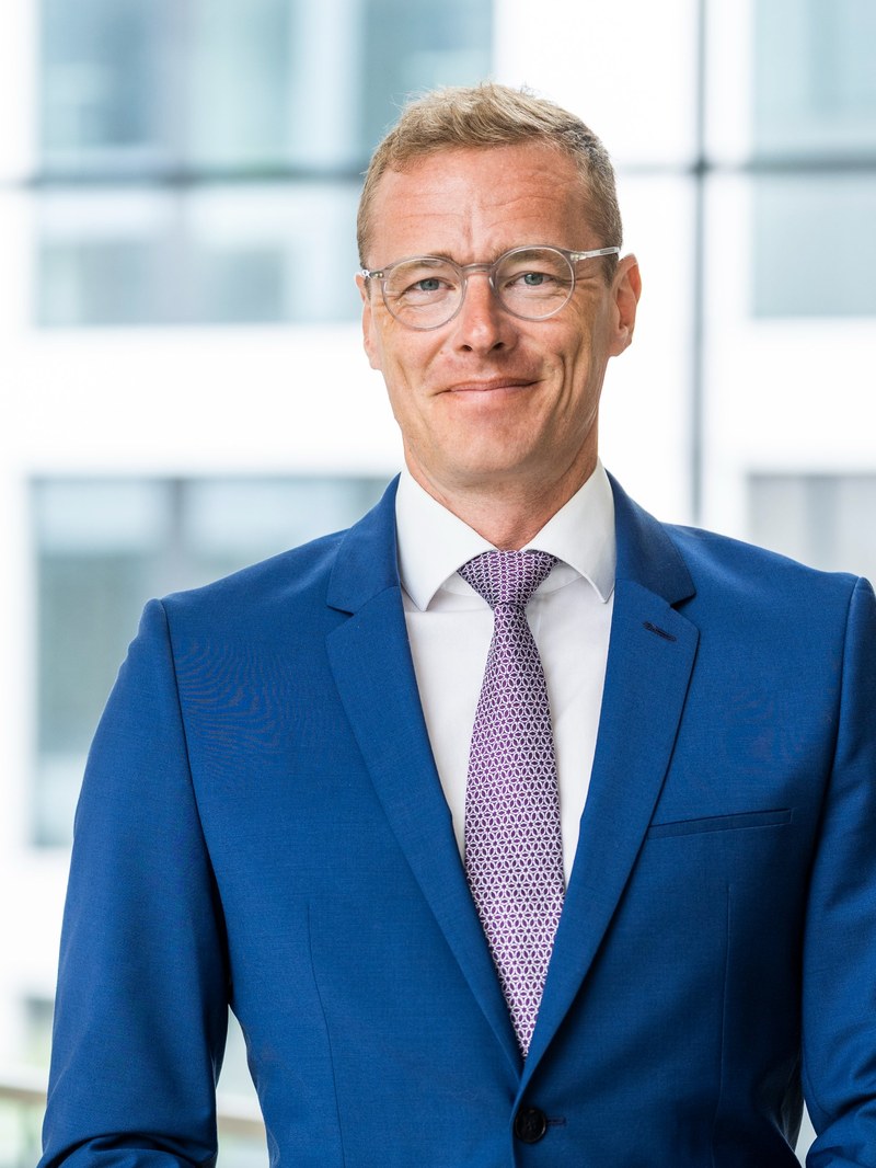 Dr. Tim Hoffmann